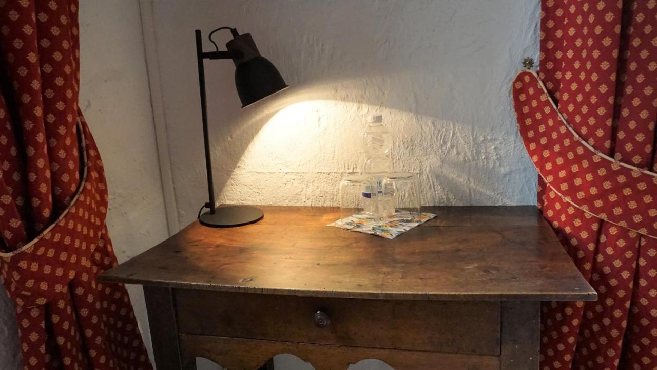 B&B Oasis Des Lavandes - Chambre Coqueliot Villeneuve-lès-Avignon Eksteriør billede