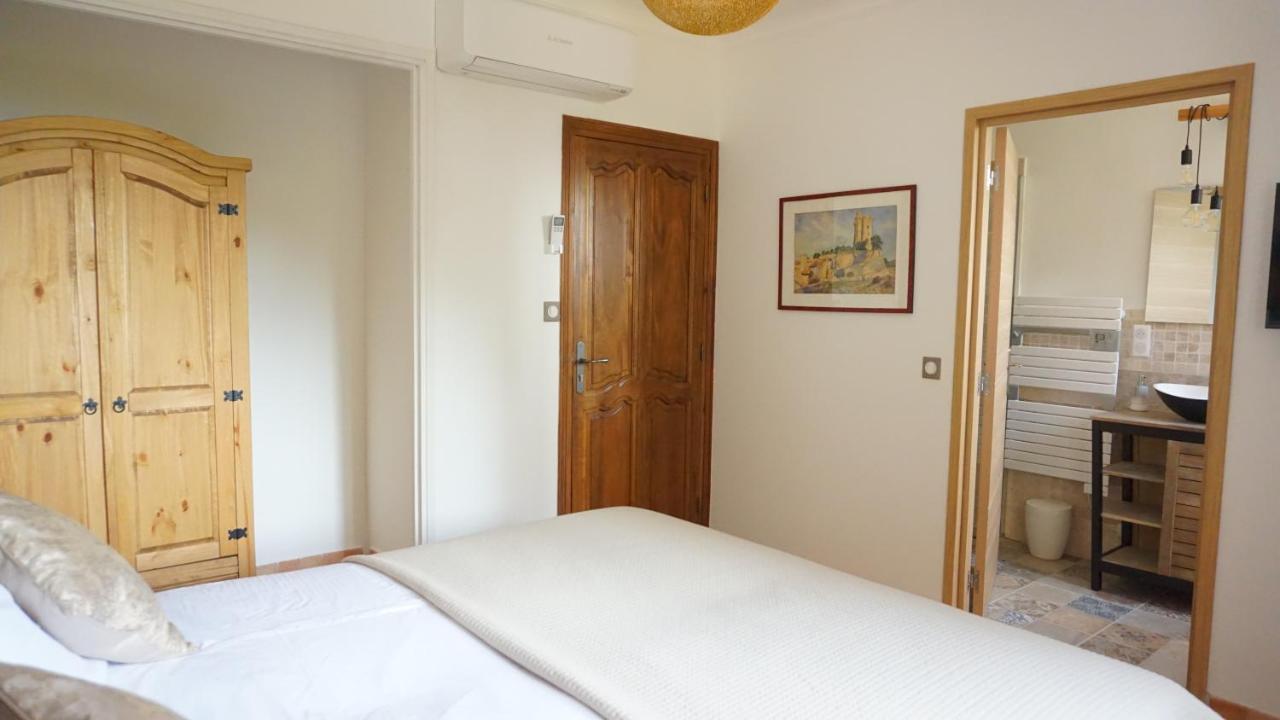 B&B Oasis Des Lavandes - Chambre Coqueliot Villeneuve-lès-Avignon Eksteriør billede