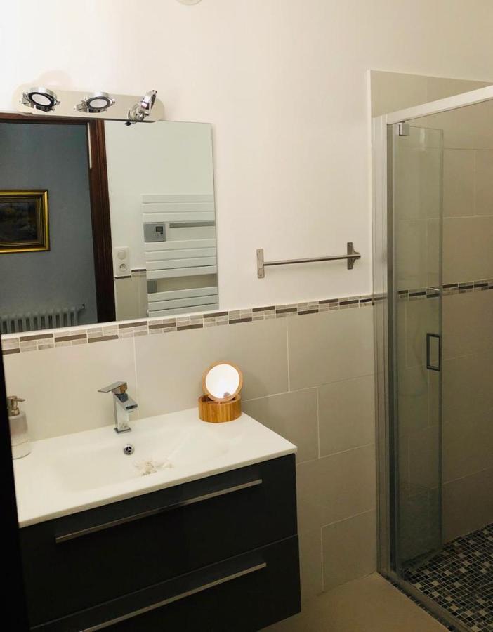 B&B Oasis Des Lavandes - Chambre Coqueliot Villeneuve-lès-Avignon Eksteriør billede